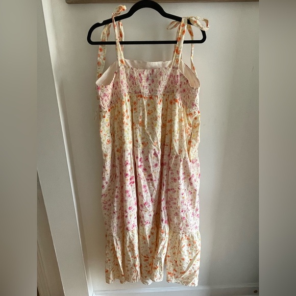 ARULA Cream Maxi Dress with Pink and Orange Floral Print - Picture 4 of 9